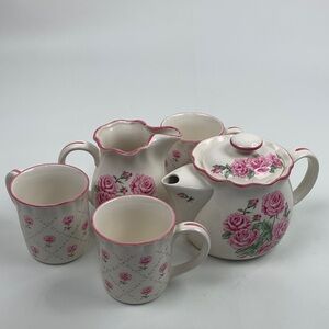 Victoria Garden tea set Floral Teapot and Mug Set Creme Pink Japan Hand Painted